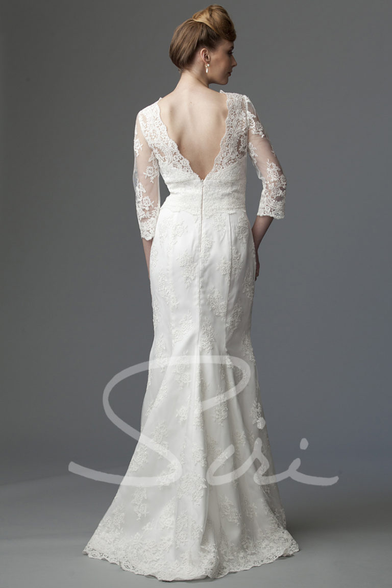 3/4 sleeve lace bridal gown