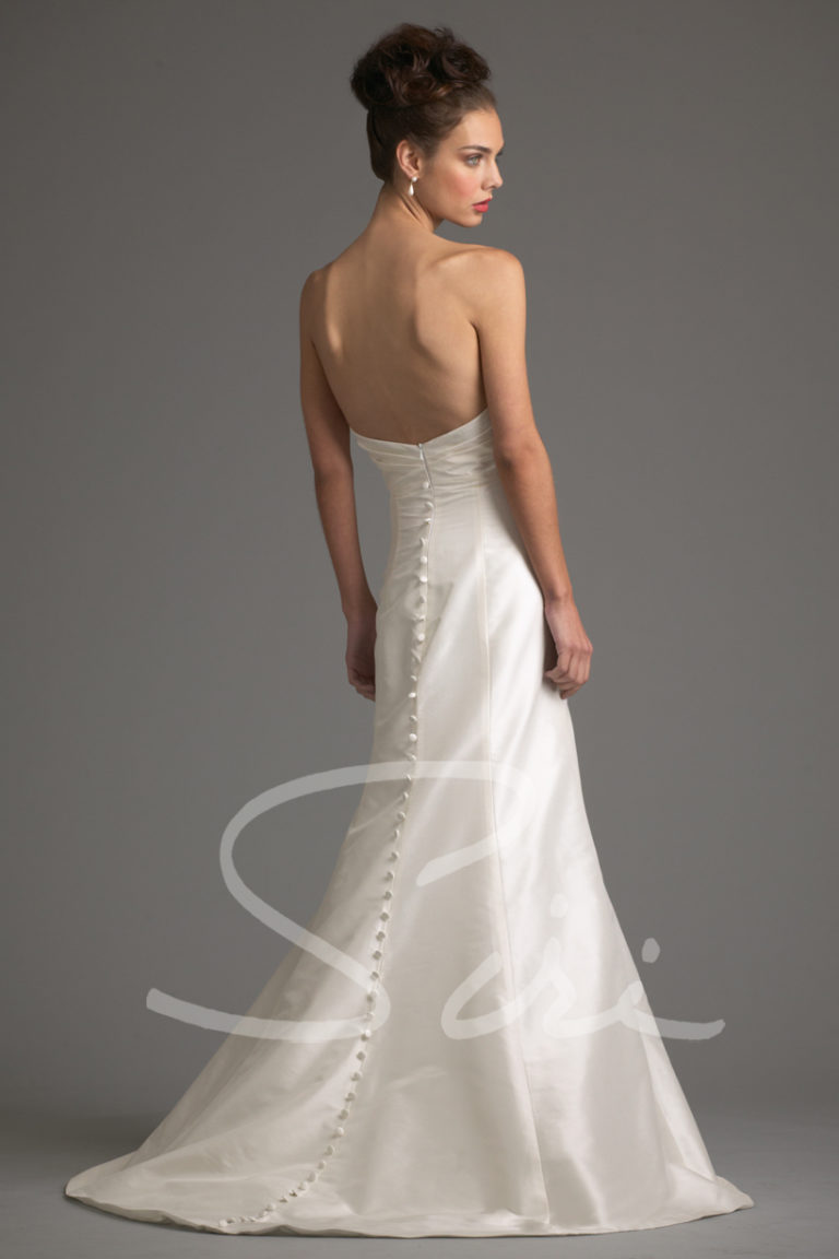 strapless fit and flare bridal gown size 16