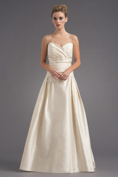 Siri - San Francisco Bridal Gown - Vivaldi Bridal Gown 5795