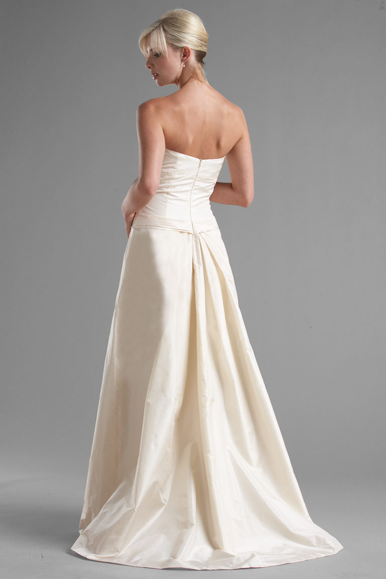Siri - San Francisco Bridal Gowns - Marie Antoinette Bridal Gown 9496