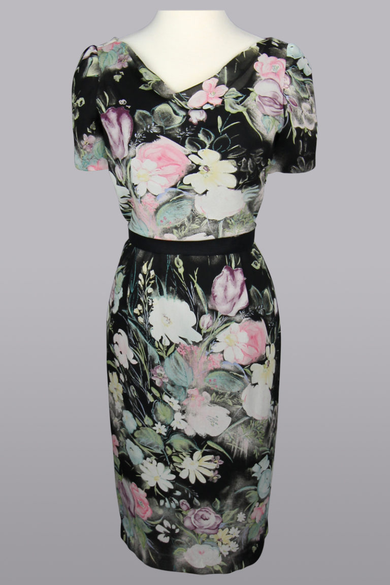 Short sleeve print dress, fittet waist,