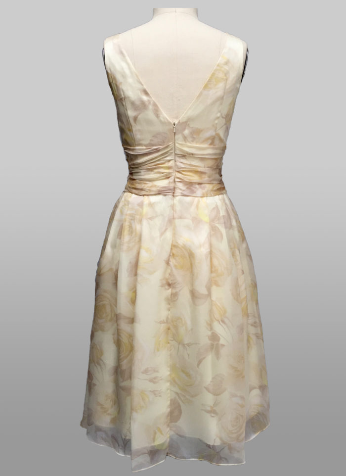 dress to wear to a wedding