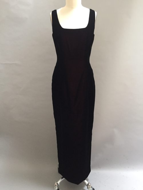 Siri Velvet Gown