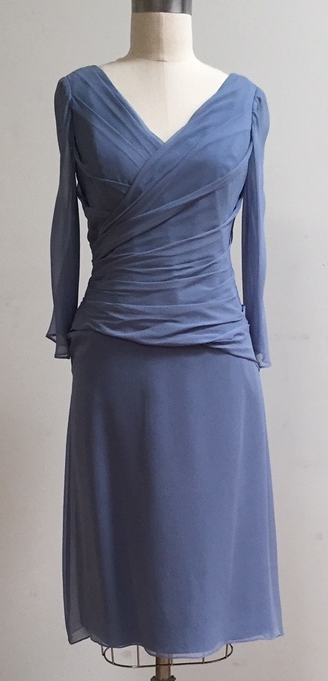 Blue chiffon dress with sleeve