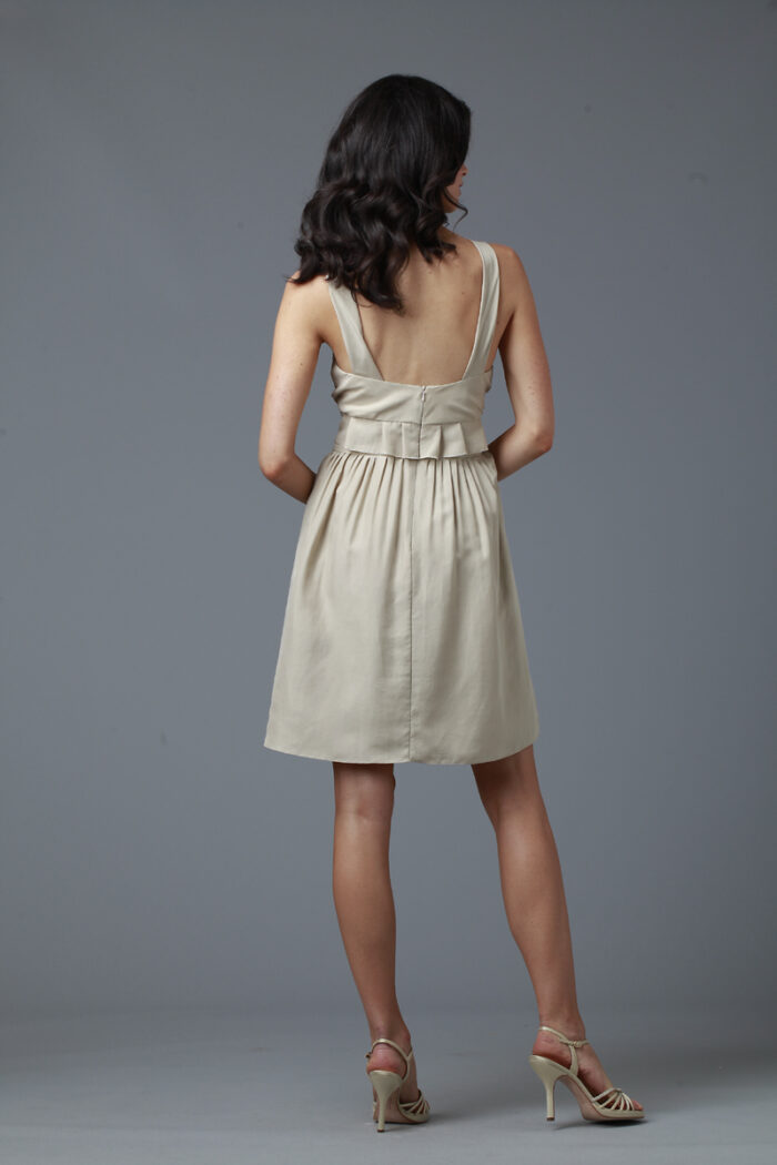 neutral sundress for beach wedding