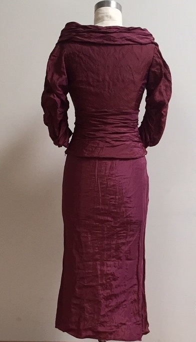 Dark red Tea length dress with sleeve