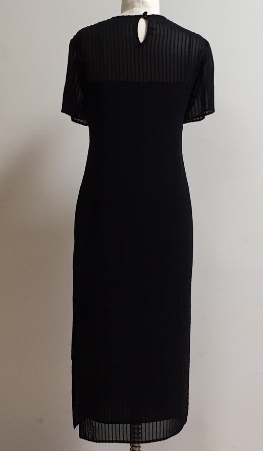 black tea length cocktail dress with short sleeve