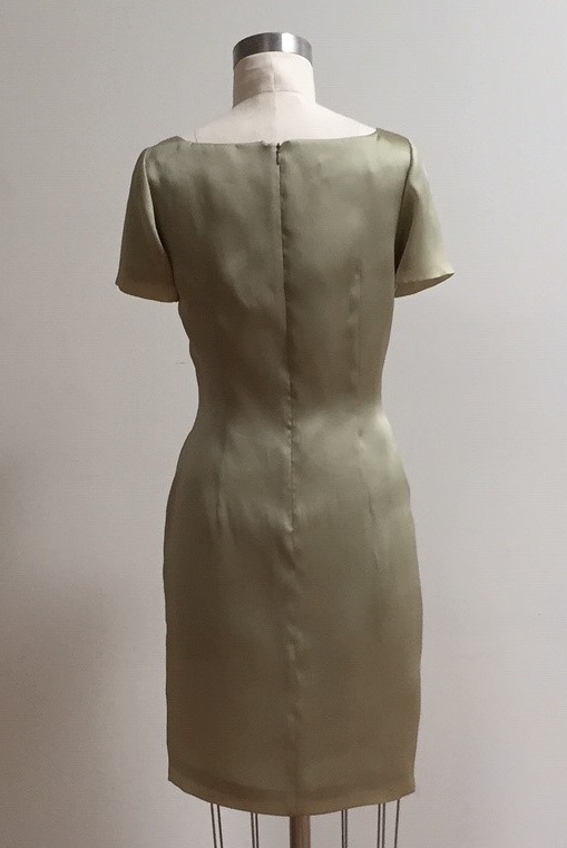 Sage green dress with short sleeve